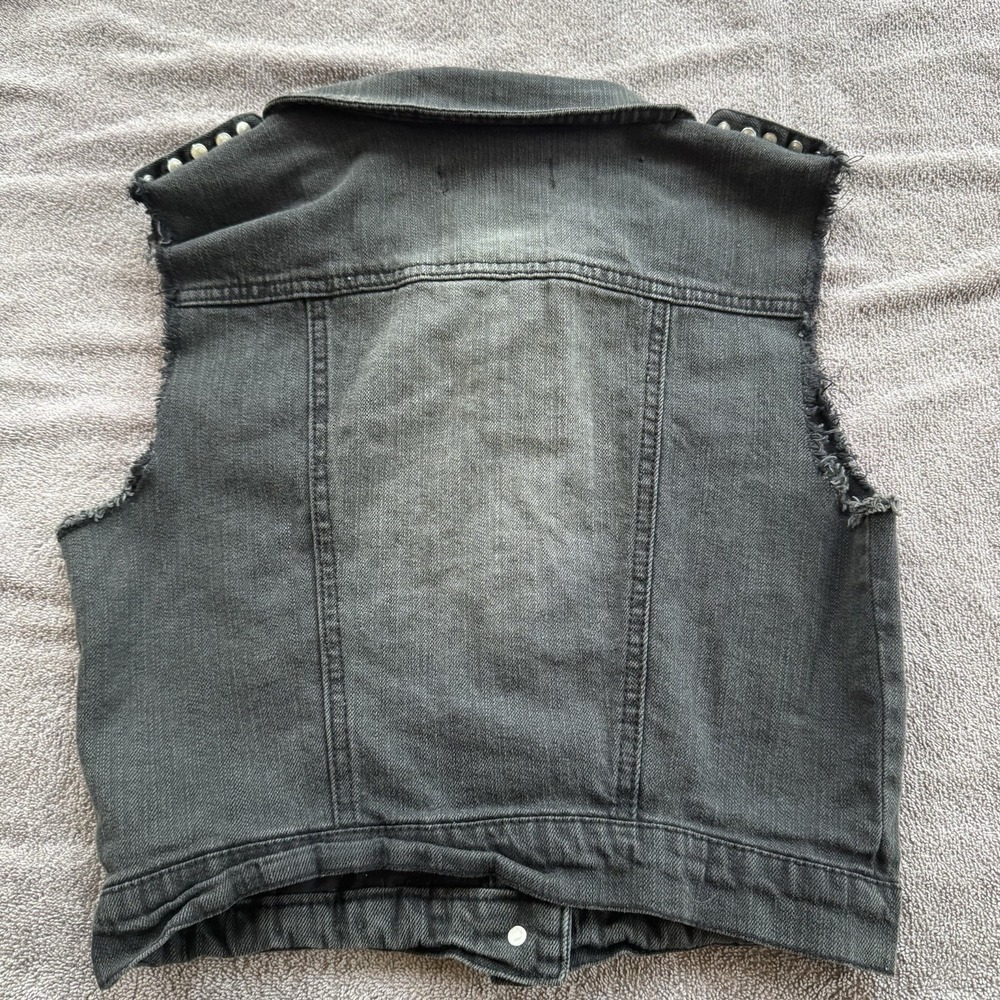 Womens Black Studded Denim Vest Moto Punk Grunge Frayed Sleeveless Jacket S - Picture 12 of 12